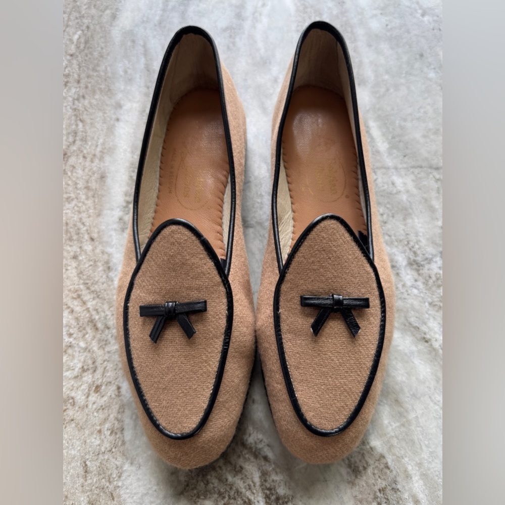 Belgian Shoes Midinette Slippers Tan Wool Leather Trim Loafers 5.5 Flats Bow